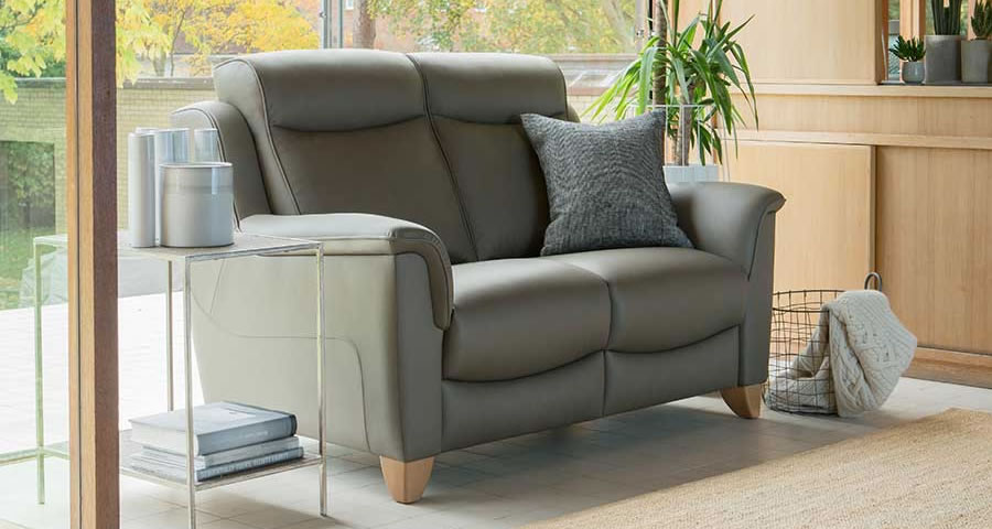 Parker Knoll Manhattan Leather Sofa Chair Roomset